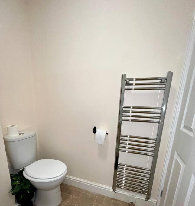 2 Bedroom Apartment With Balcony Оксфорд Экстерьер фото